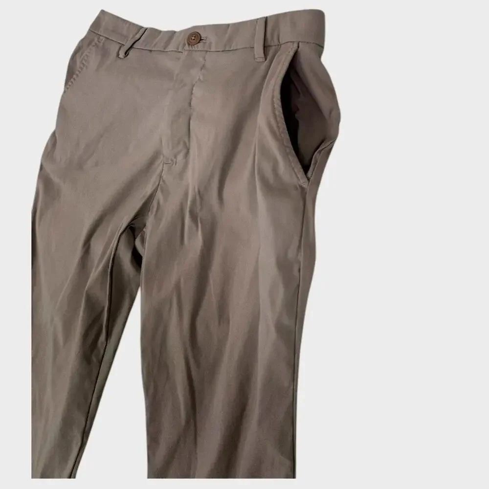 Tommy Hilfiger 32 x 32 Light Gray Mens Pants